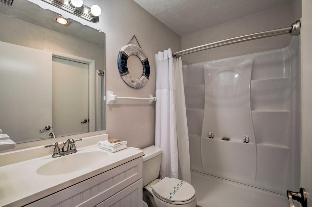 With Pool Access Less Than 4 Miles To Siesta Key Apartamento *