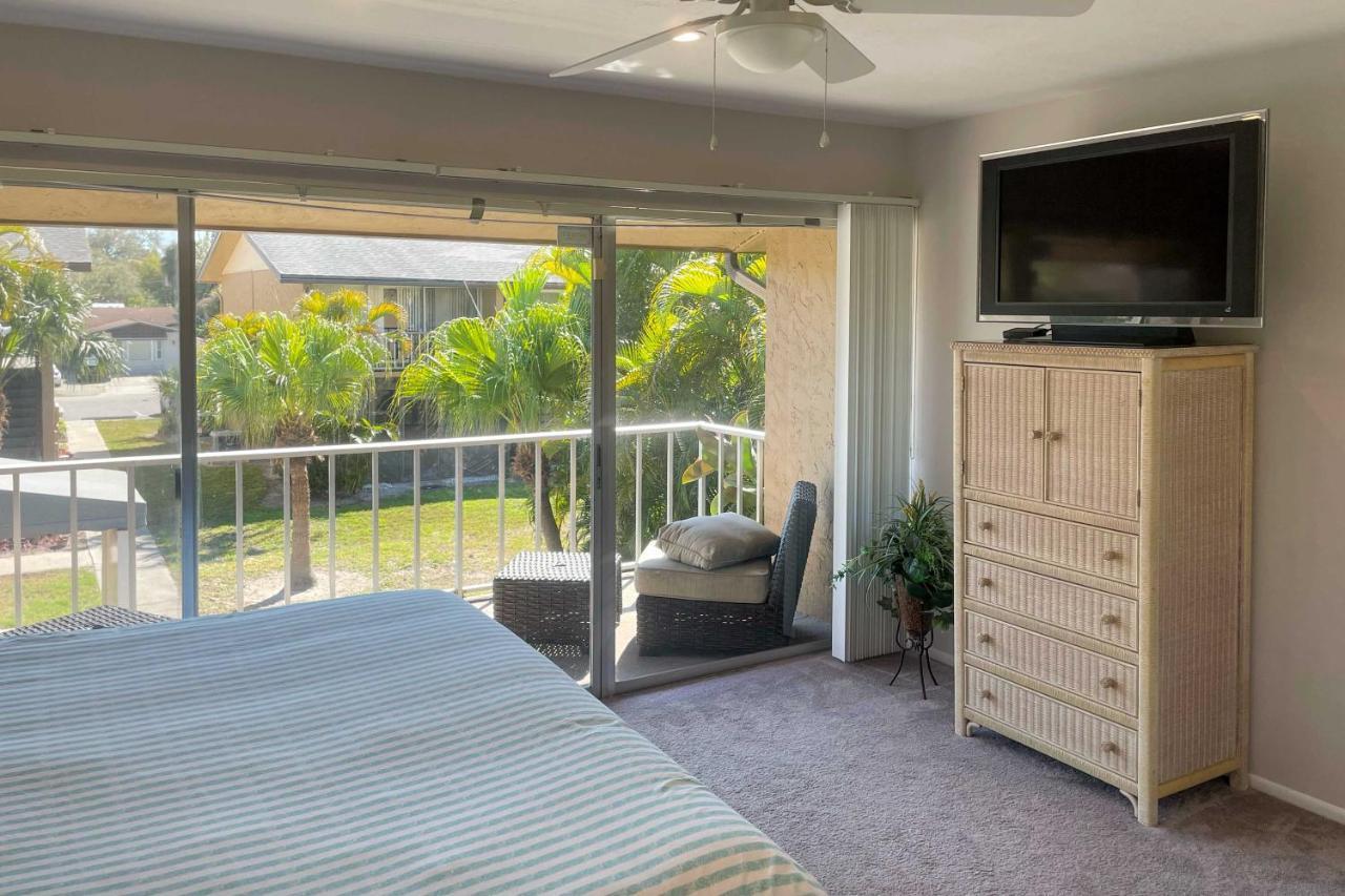Apartamento With Pool Access Less Than 4 Miles To Siesta Key *